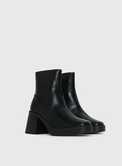 Halo Boots Black